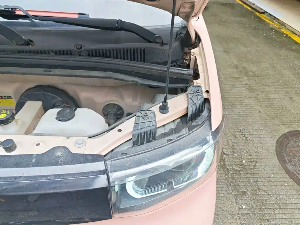 Wuling MINIEV — миниатюра 22