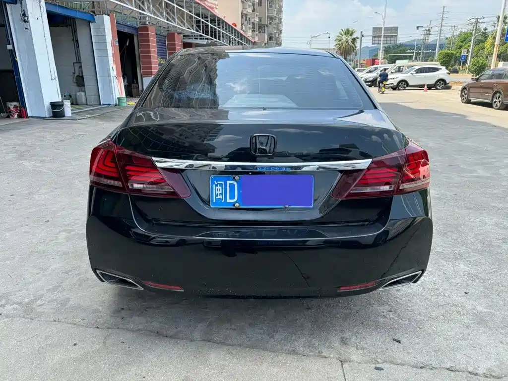 Honda Accord — миниатюра 5