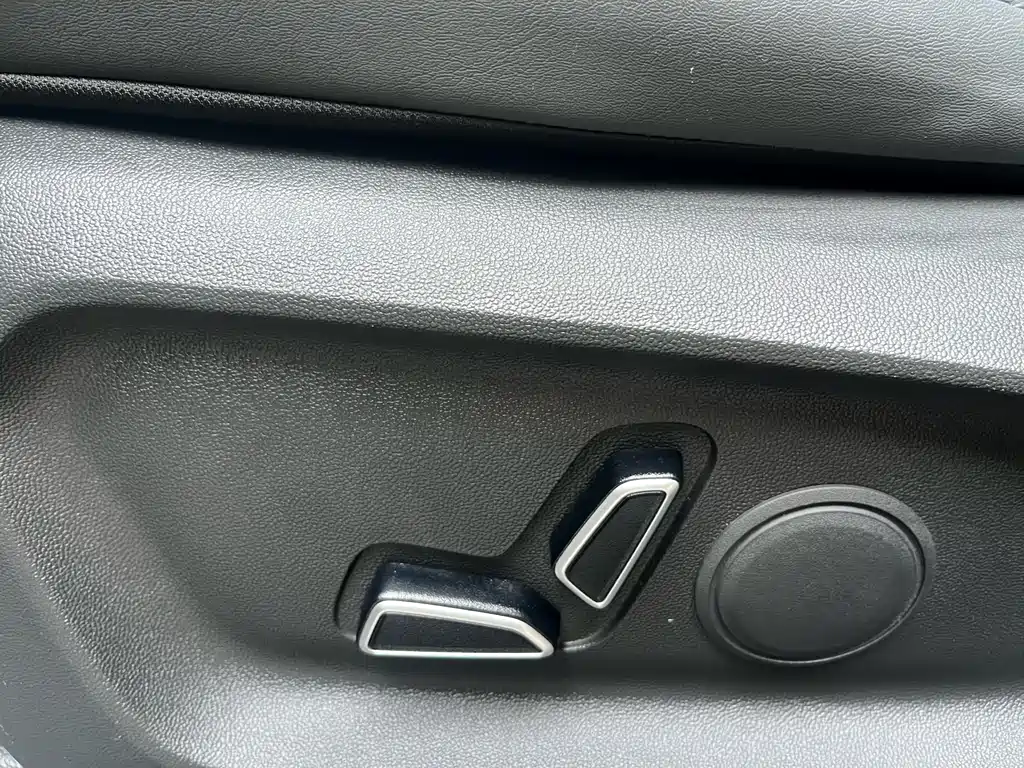 Changan Deepal DARK BLUE G318