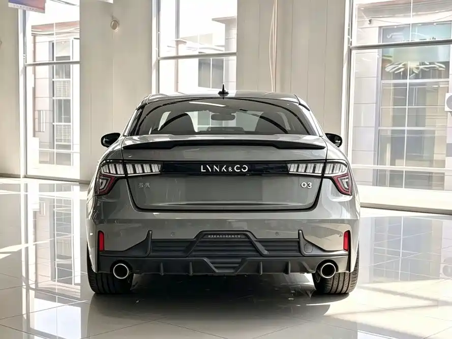 Lynk & Co 03 — миниатюра 8