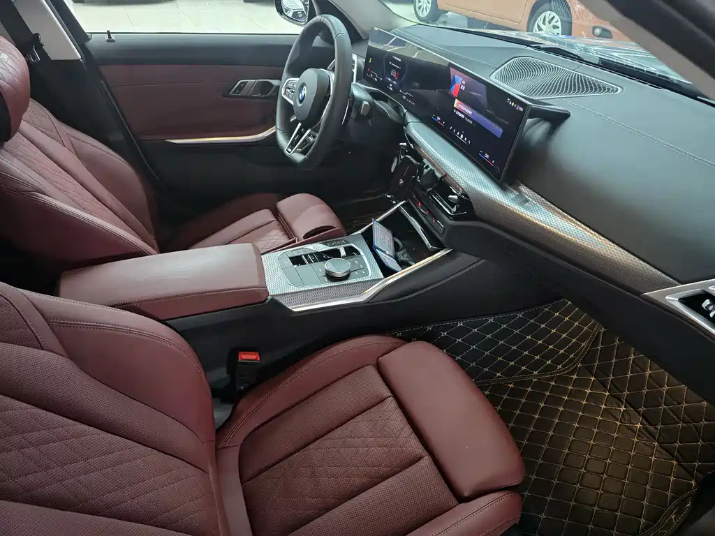 BMW 3 Series 3 2025 330Li M Sport