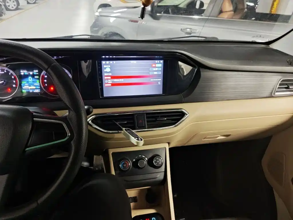Kuayue Kuayue Star V7 EV — миниатюра 10