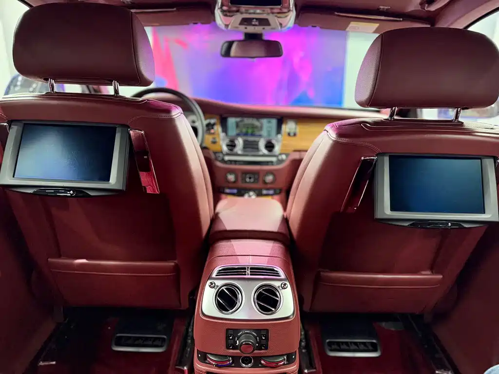 Rolls-Royce Ghost — миниатюра 8