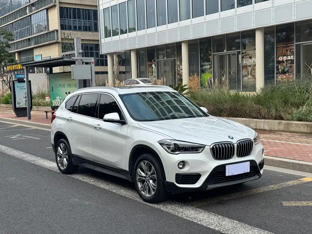 BMW X1 — миниатюра 3