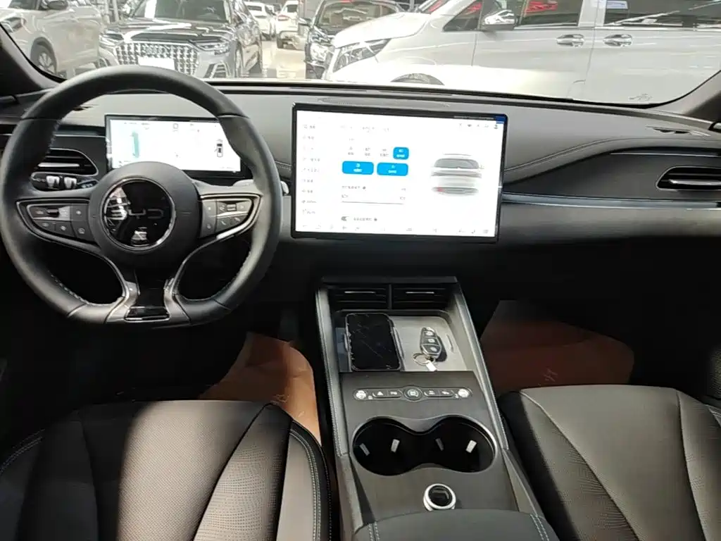 BYD Seals 06 DM-i версия для путешествий — миниатюра 13