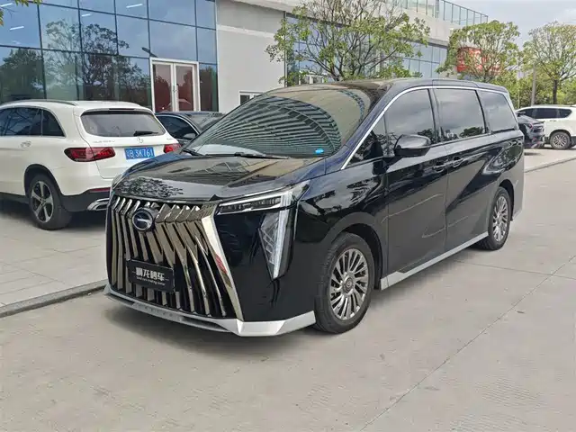 GAC Trumpchi M8