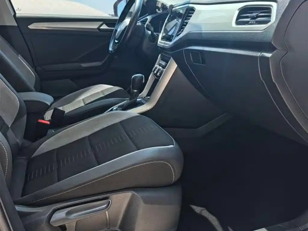 Volkswagen T-Roc 2022 280TSI DSG R-Line Pro PLUS