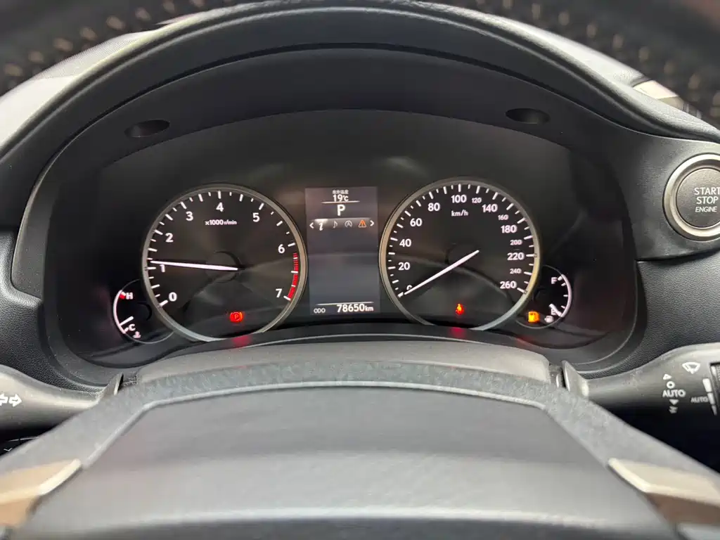Lexus NX — миниатюра 15
