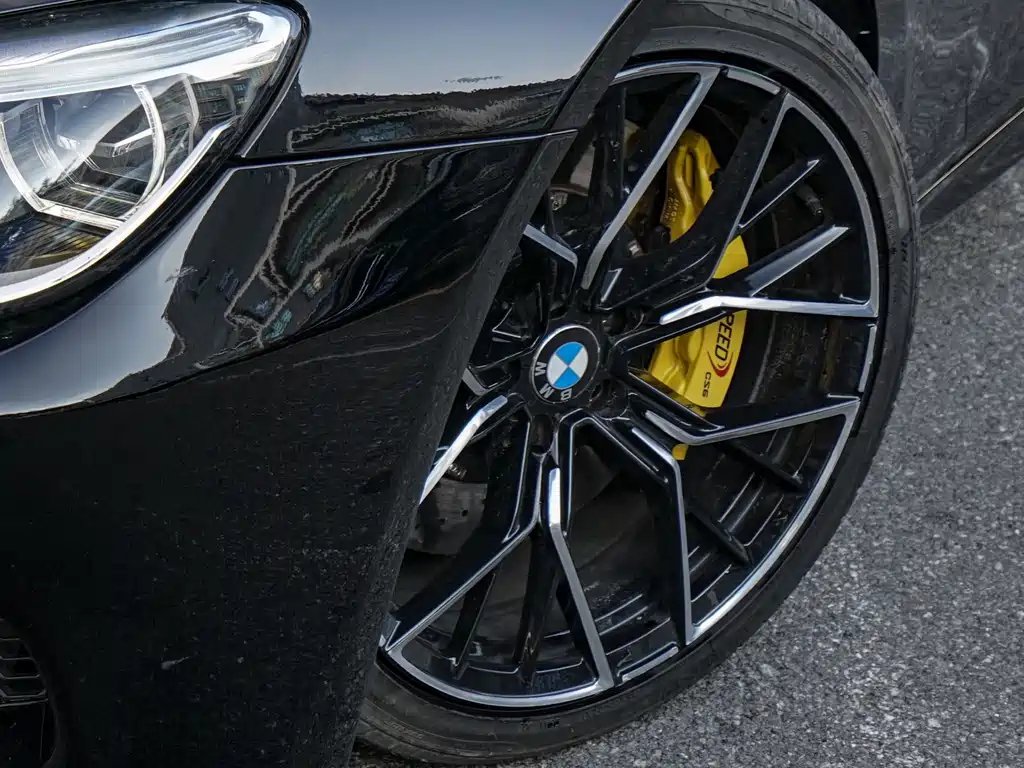 BMW M6 — миниатюра 10