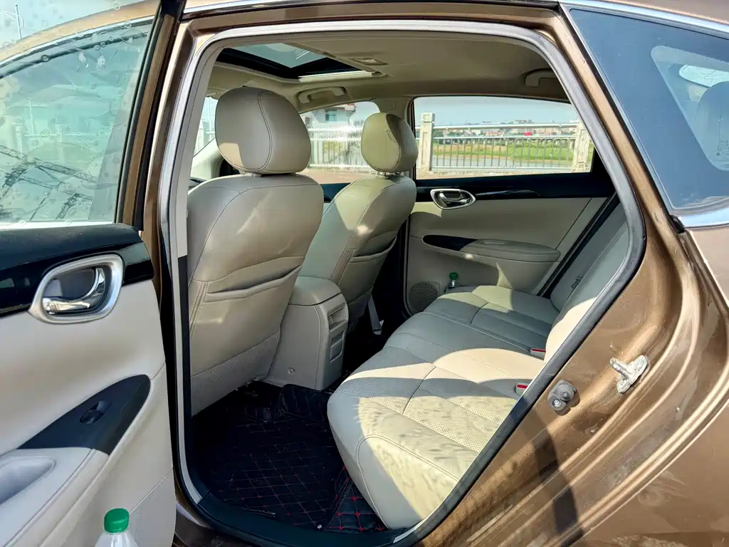 Nissan Sylphy — миниатюра 6