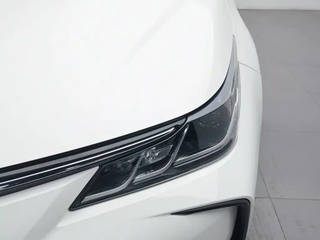 Toyota Corolla — миниатюра 7