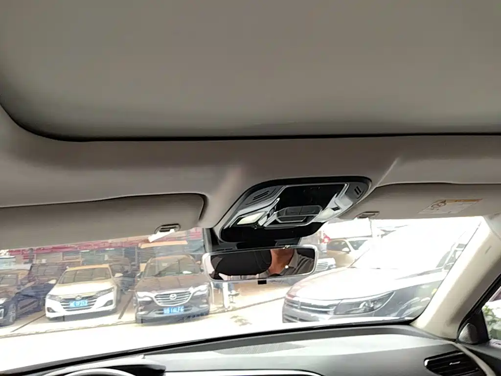 Geely Xingyue — миниатюра 18