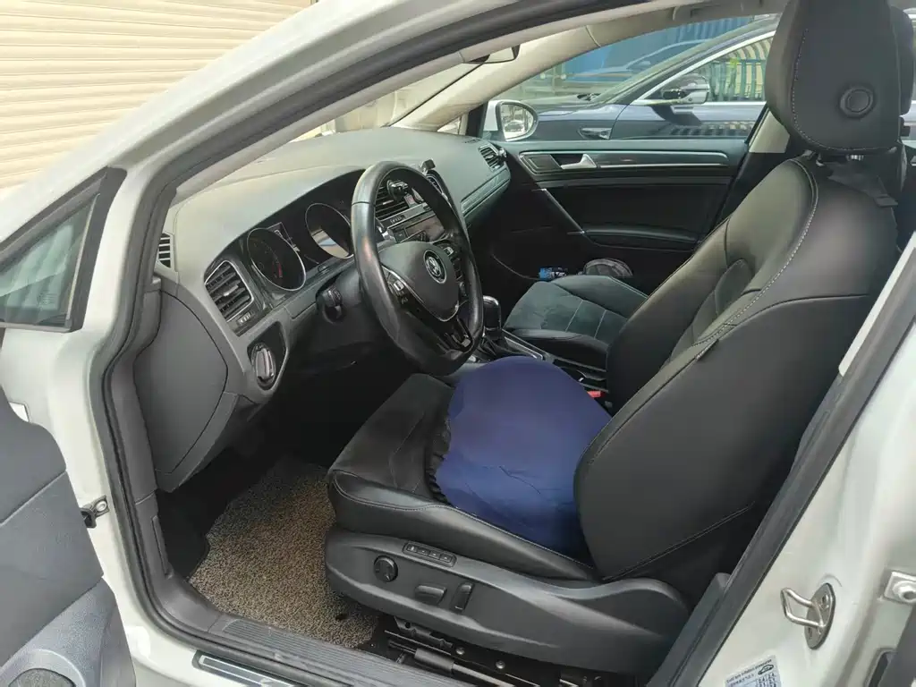 Volkswagen Golf — миниатюра 3