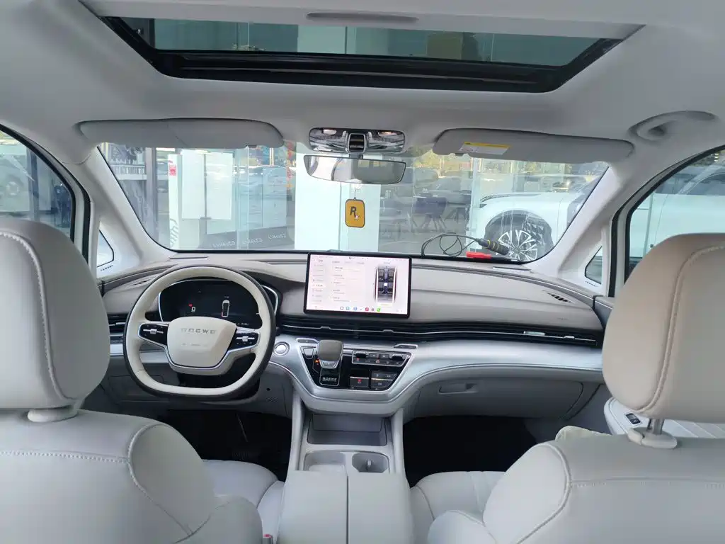 Roewe iMAX8 New Energy — миниатюра 9