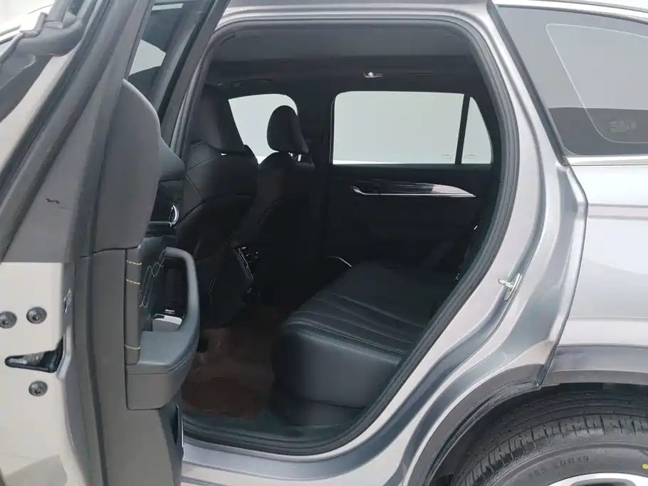 Geely Xingyue L — миниатюра 11