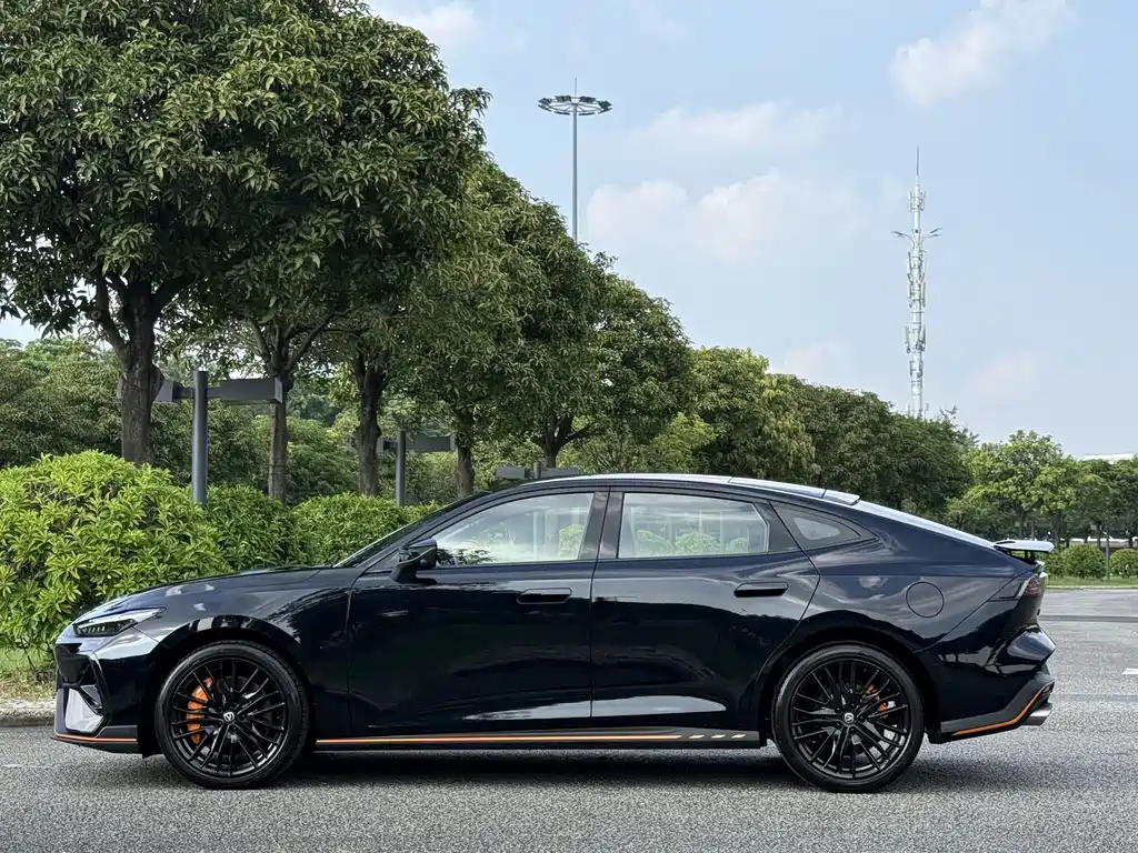 Changan UNI-V — миниатюра 4