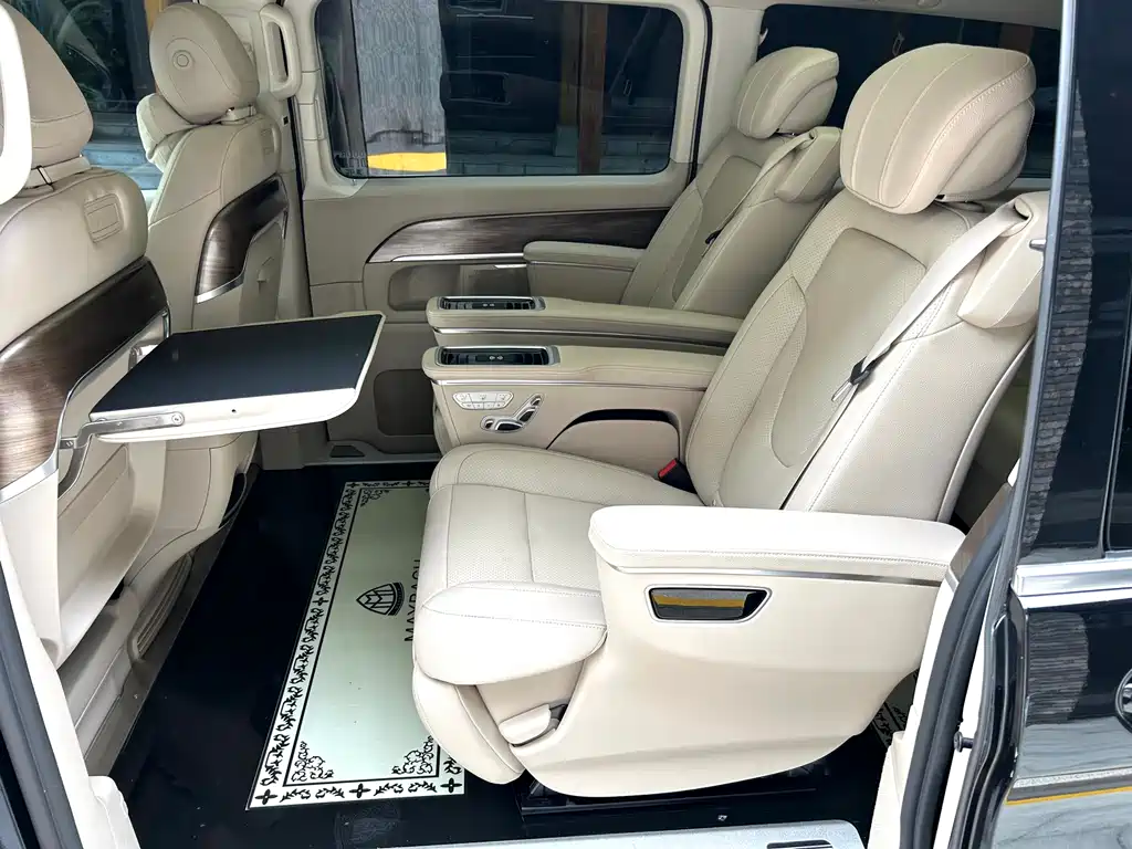 MERCEDES-BENZ V CLASS