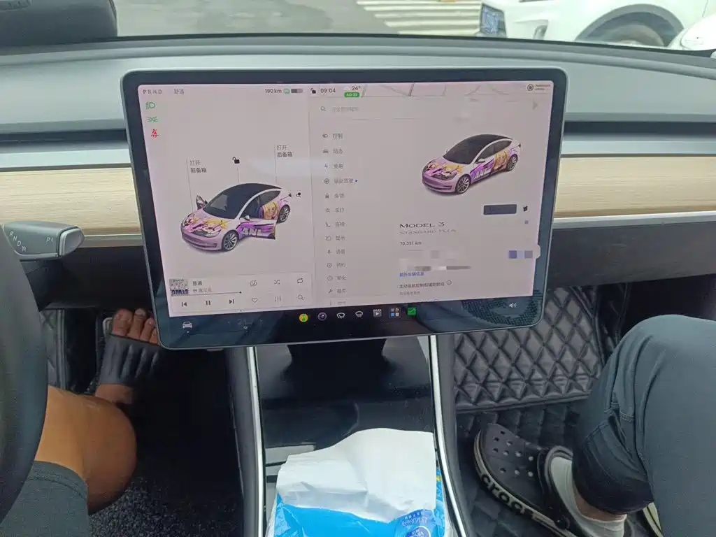 Tesla Model 3 — миниатюра 9
