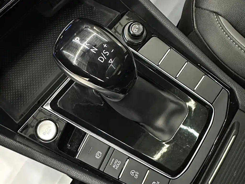 Volkswagen Sagitar — миниатюра 15