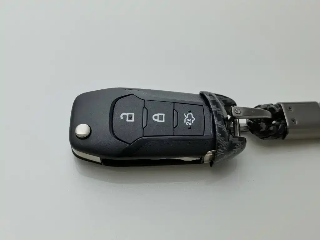 Ford Everest — миниатюра 19