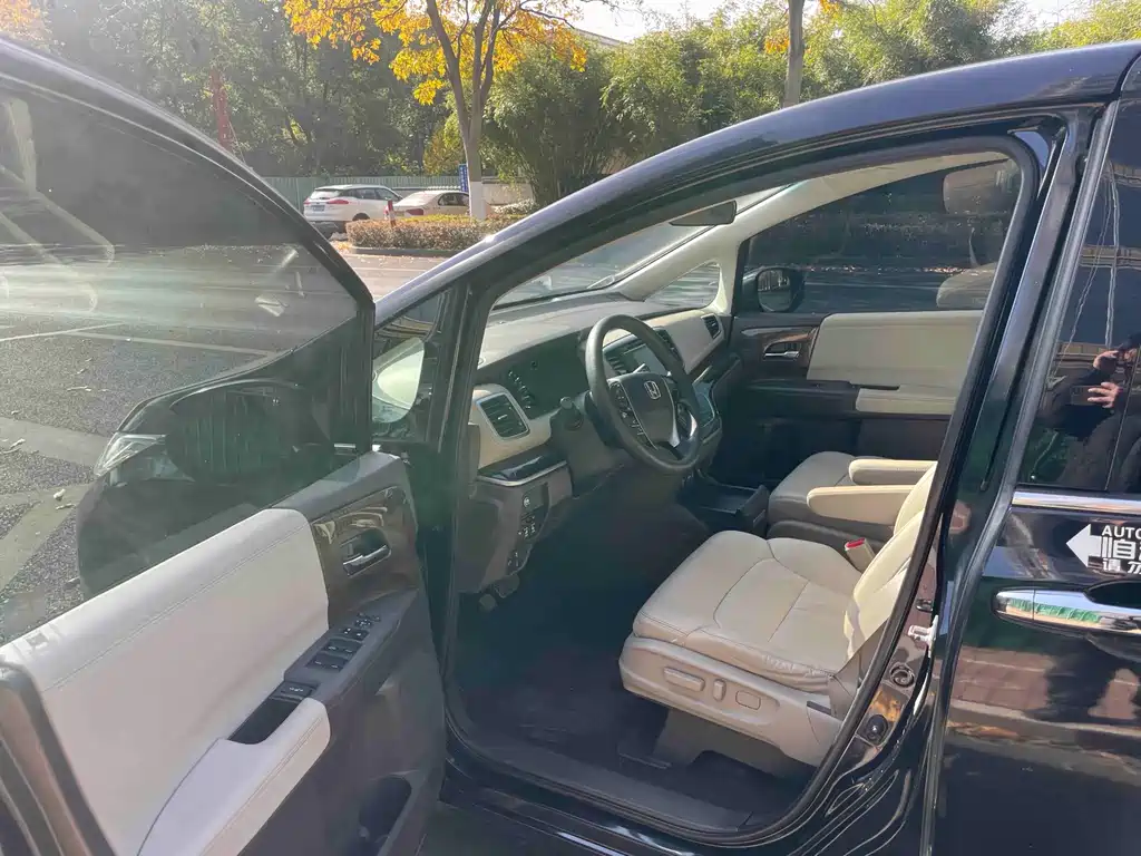 Honda Odyssey — миниатюра 4