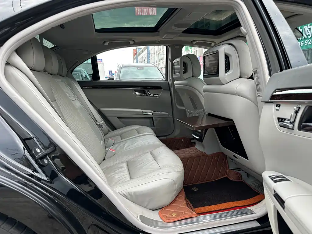 Mercedes-Benz S-Class — миниатюра 16