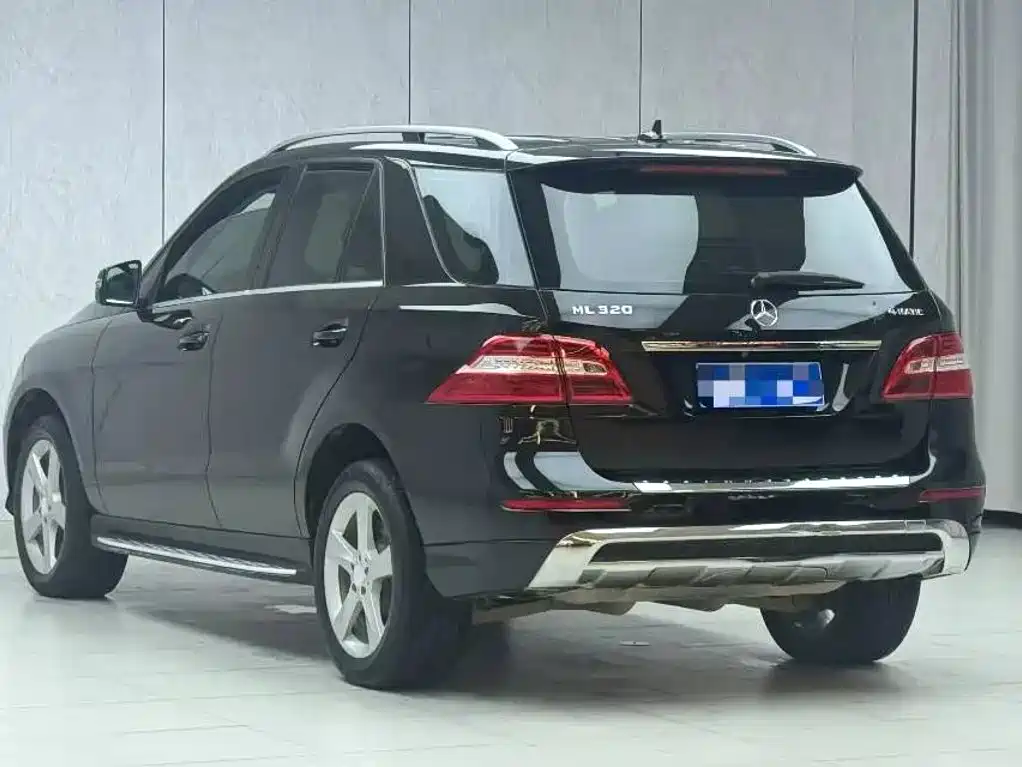 Mercedes-Benz M-Class — миниатюра 4
