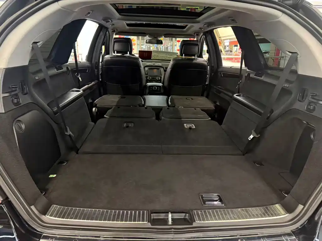 Mercedes-Benz R 2017 R 320 4MATIC