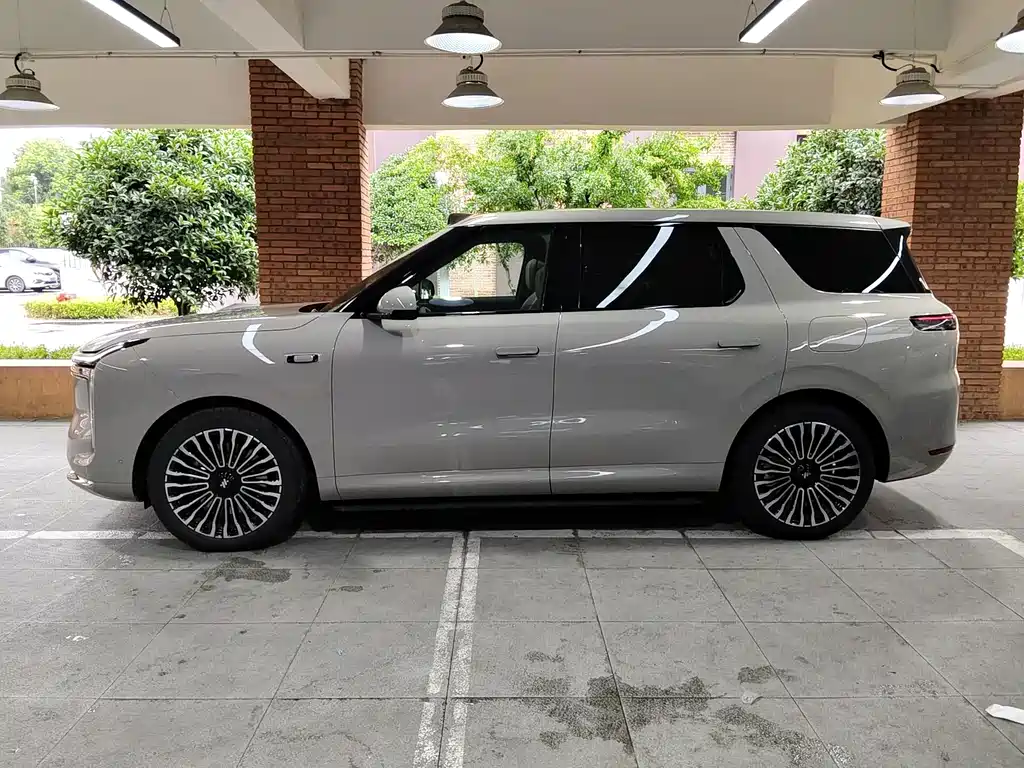 IM IM LS8 — миниатюра 2