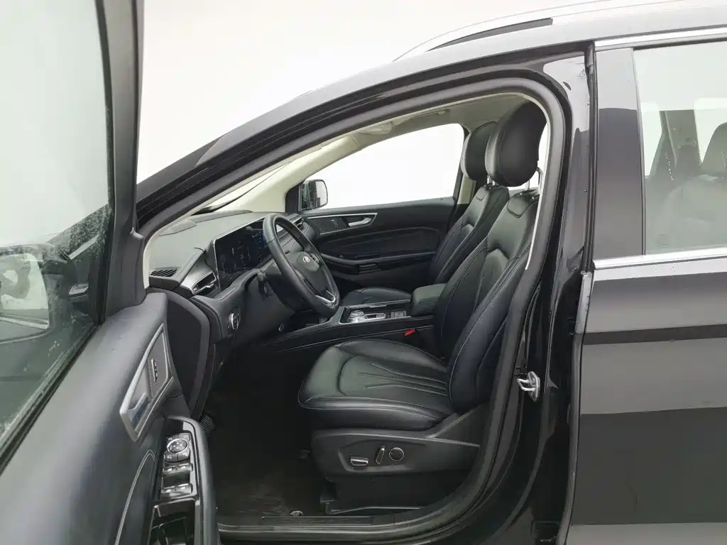 Ford Edge — миниатюра 10