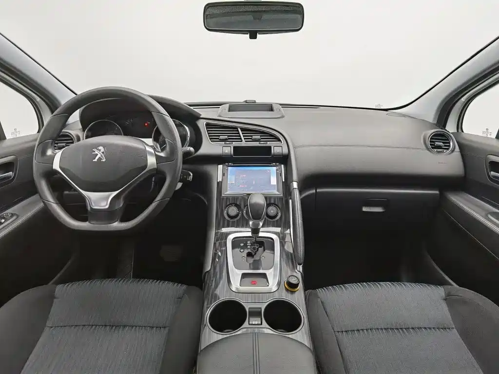 Peugeot 3008 — миниатюра 5