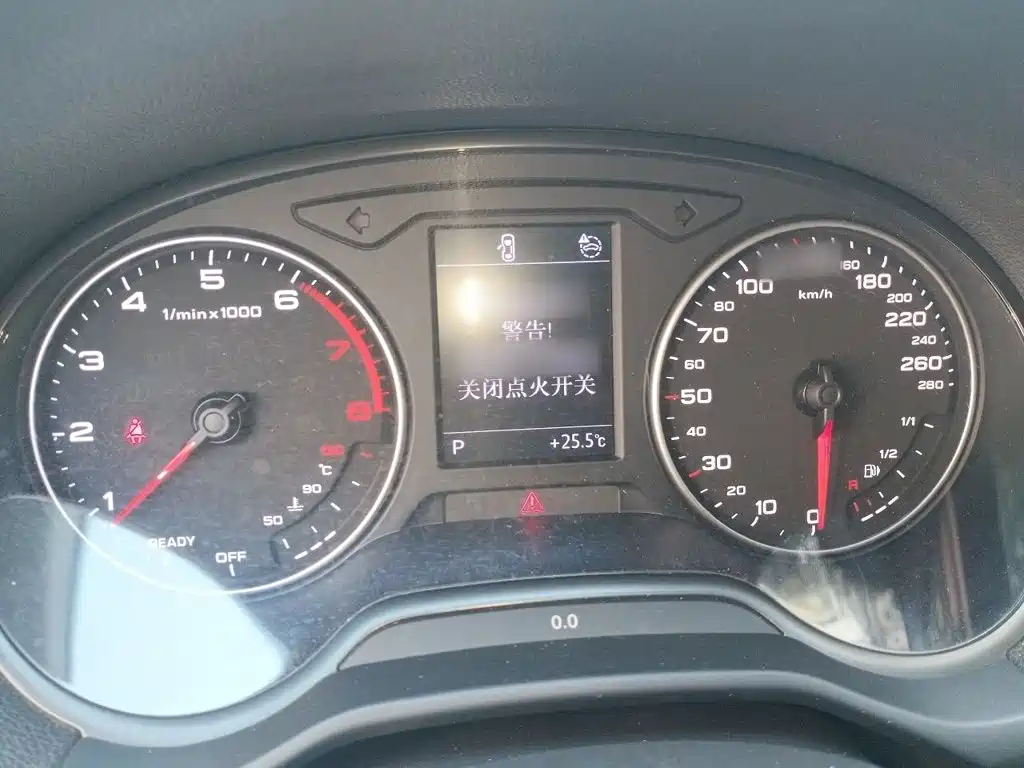 Audi Q2L — миниатюра 4