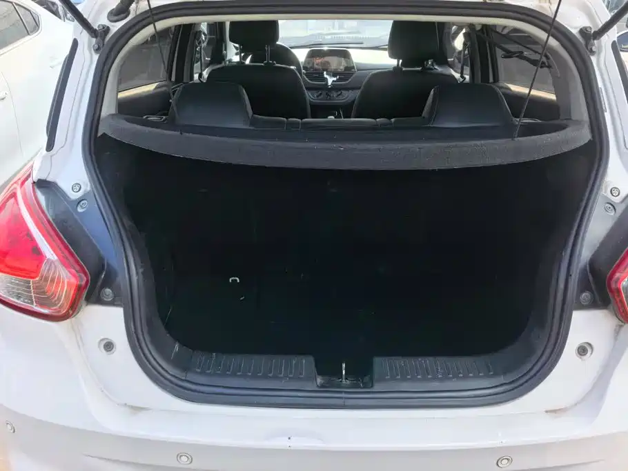 Baojun 310 — миниатюра 4