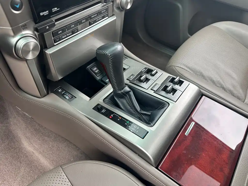 Lexus GX — миниатюра 18