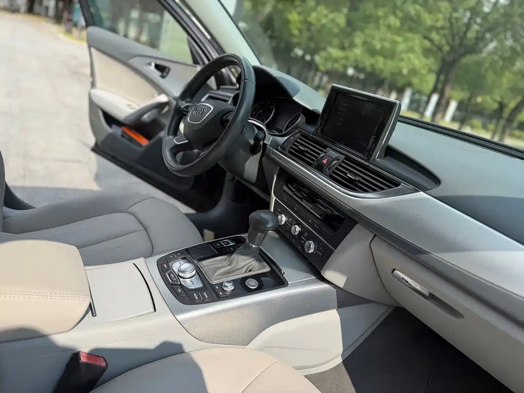 Audi A6L — миниатюра 11