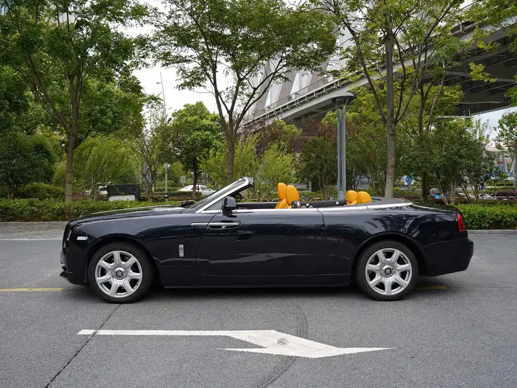 Rolls-Royce Dawn — миниатюра 3