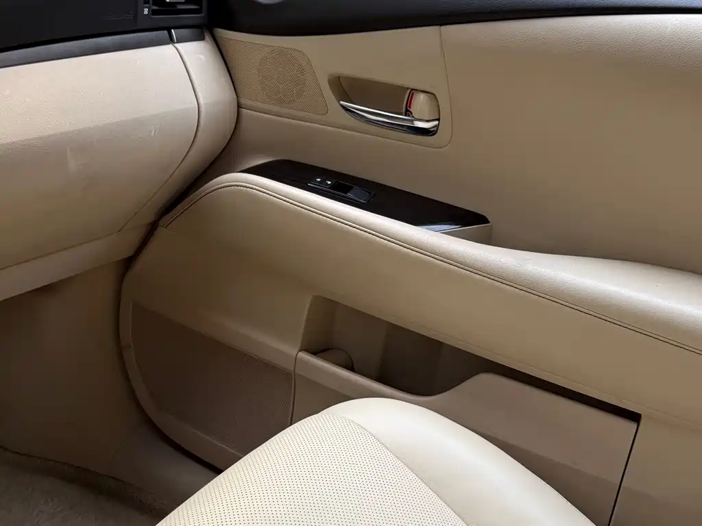 Lexus RX Classic — миниатюра 7