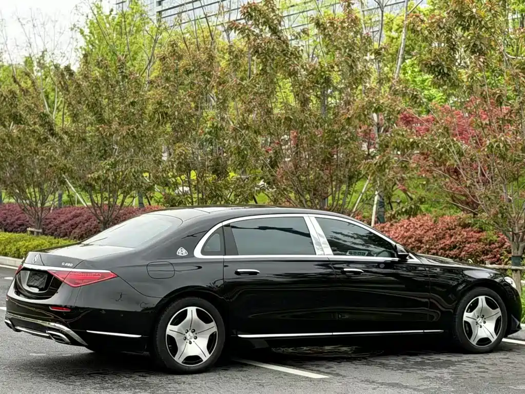 Mercedes-Benz S-Class — миниатюра 9