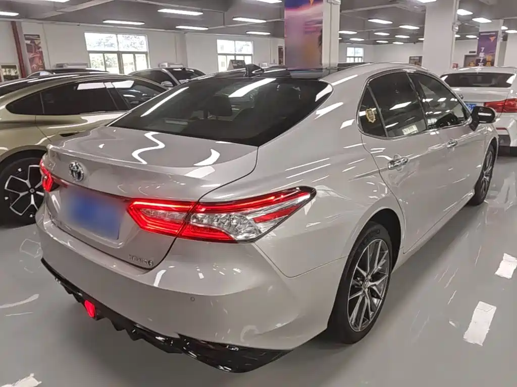 Toyota Camry 2021 2.5HG Luxury