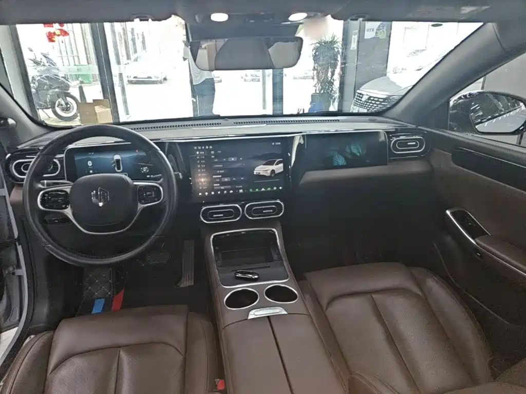 Leapmotor Leapmotor C01 — миниатюра 10