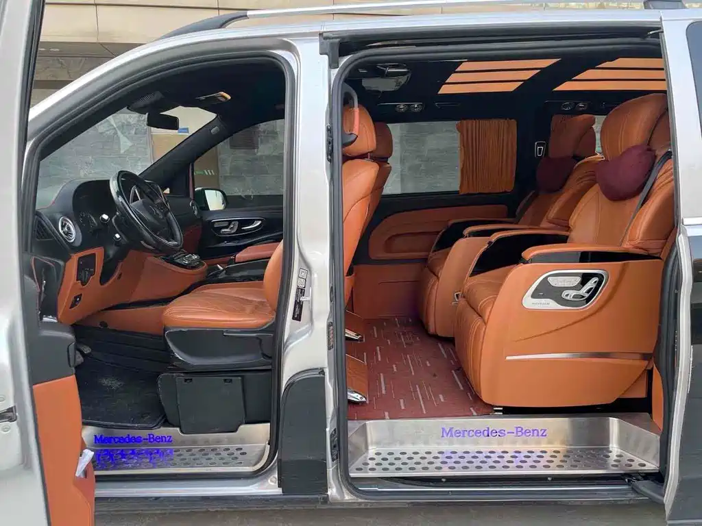 Mercedes-Benz Vito 2020 2.0T 7 мест