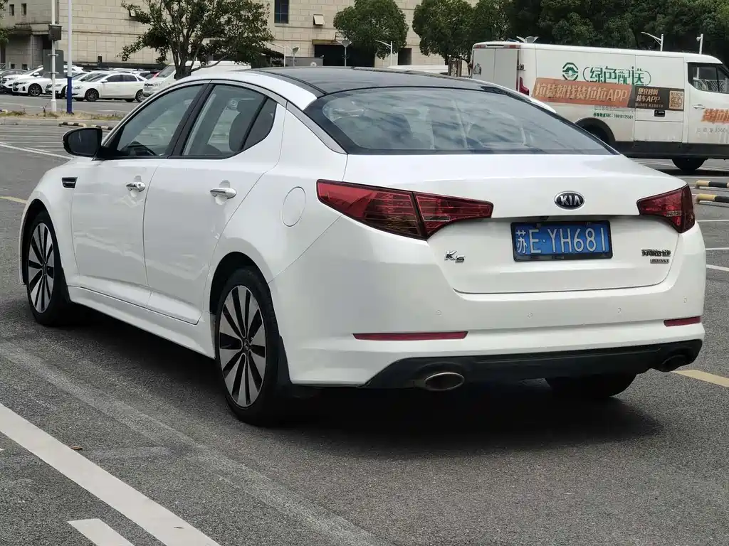 Kia K5 — миниатюра 5
