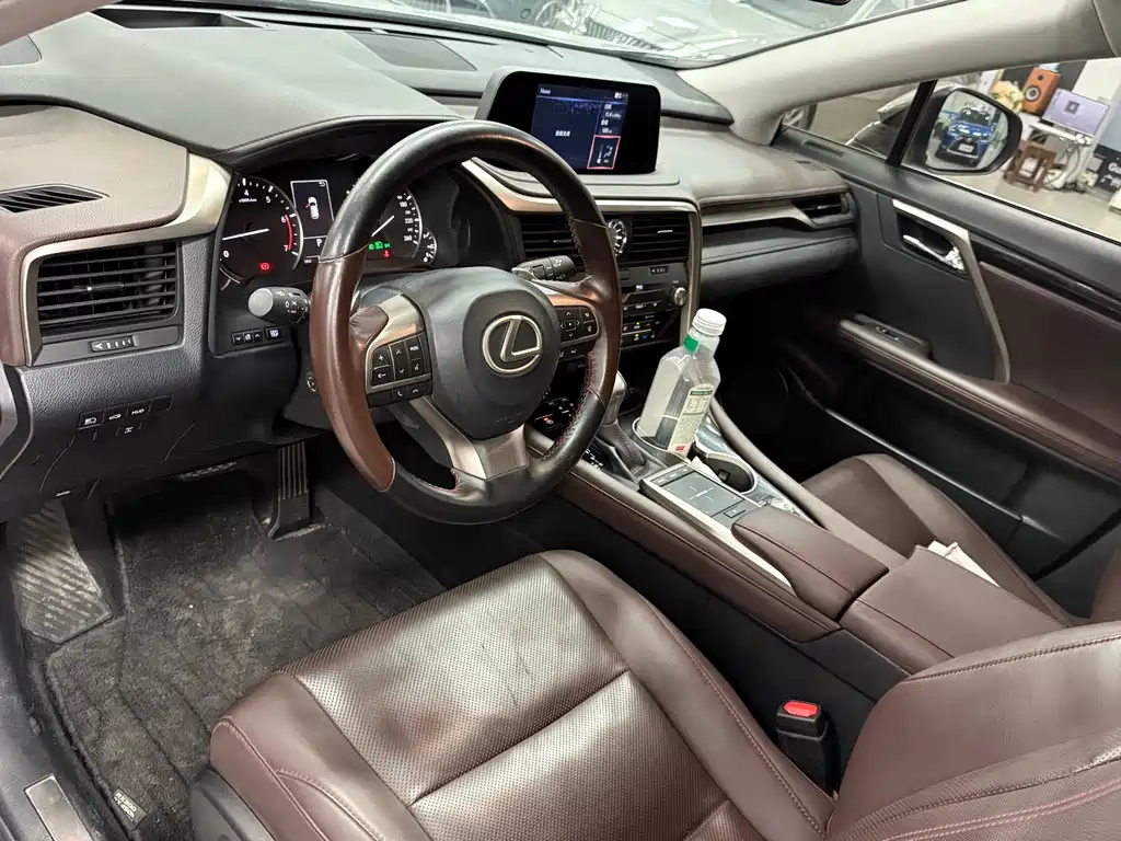 Lexus RX — миниатюра 6