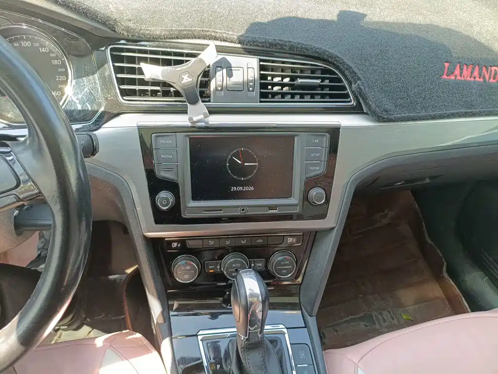 Volkswagen Lamando — миниатюра 9