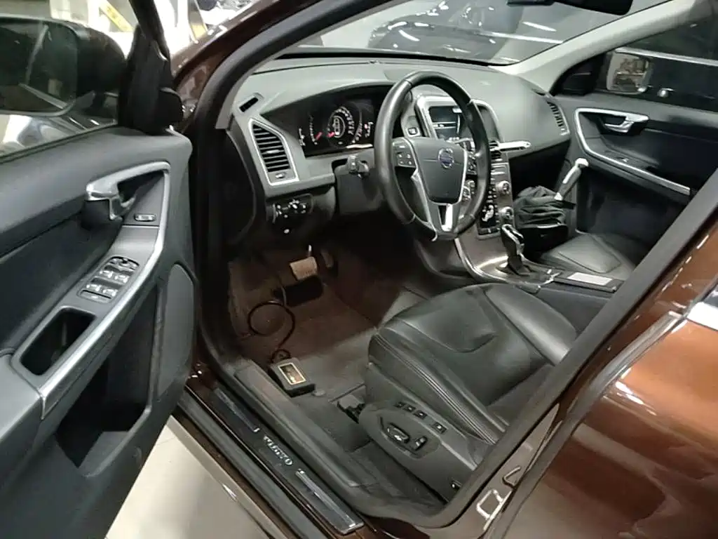 Volvo XC60 — миниатюра 16