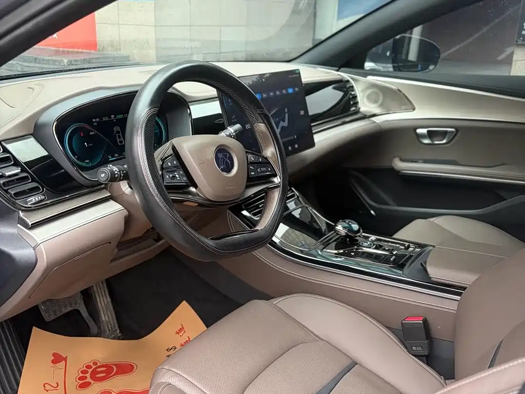 BYD Han — миниатюра 4