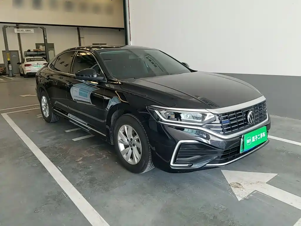 Volkswagen 帕萨特插电混动 — миниатюра 4