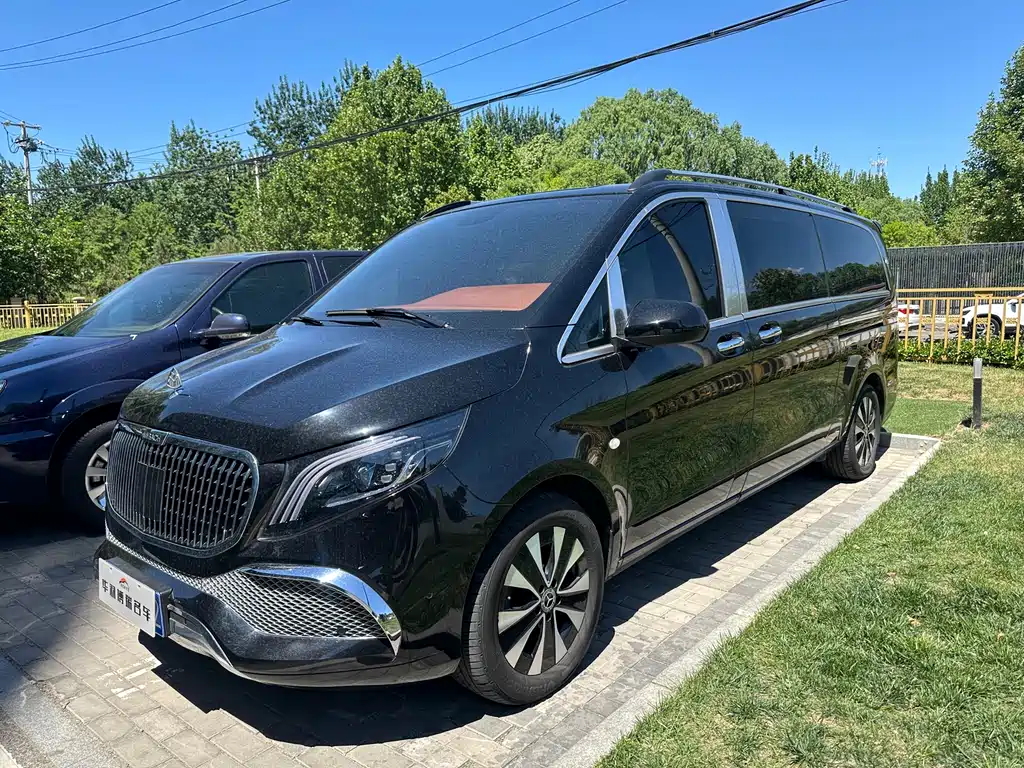 Mercedes-Benz Vito 2023