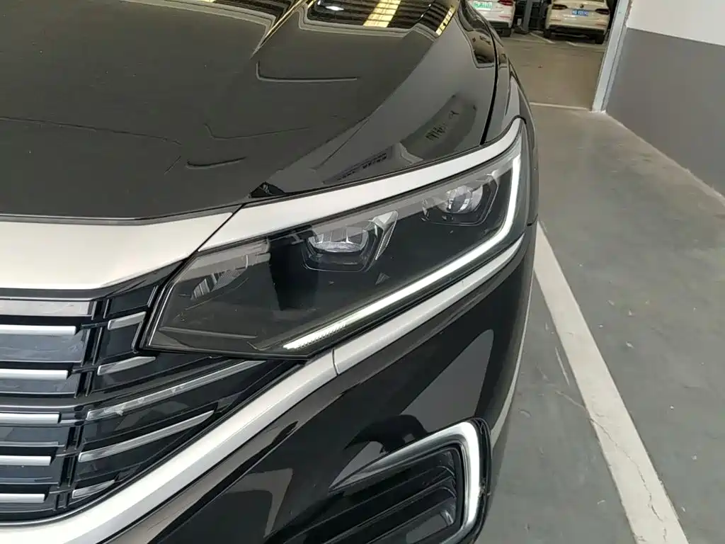 Volkswagen 帕萨特插电混动 — миниатюра 24