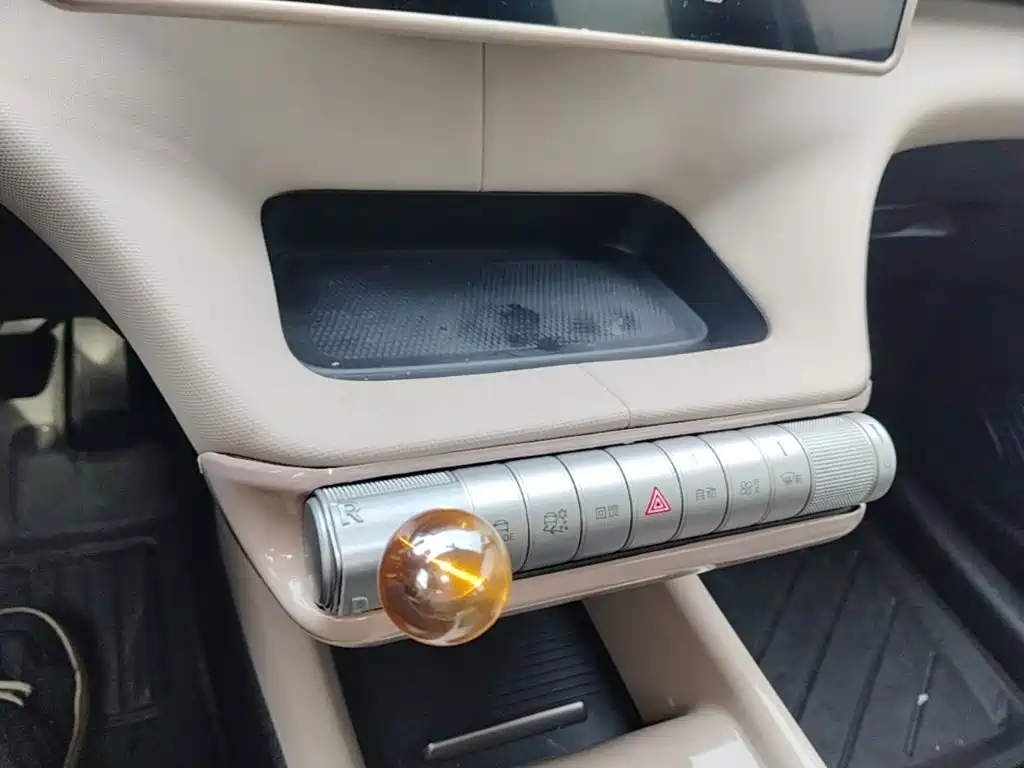 BYD Dolphin — миниатюра 14